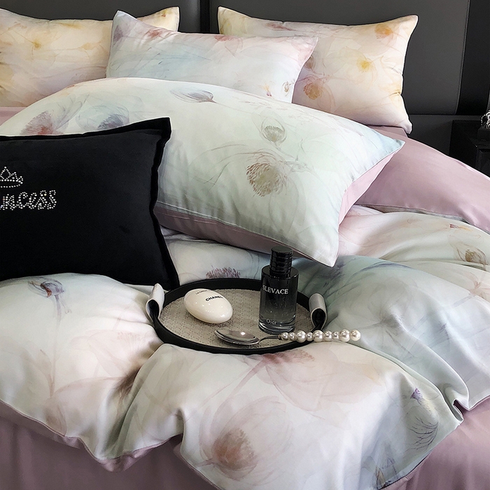 91家纺网 家纺一手货源 找家纺 立奥被业 2025年新款100%兰精天丝四件套天丝数码印花四件套 水仙紫