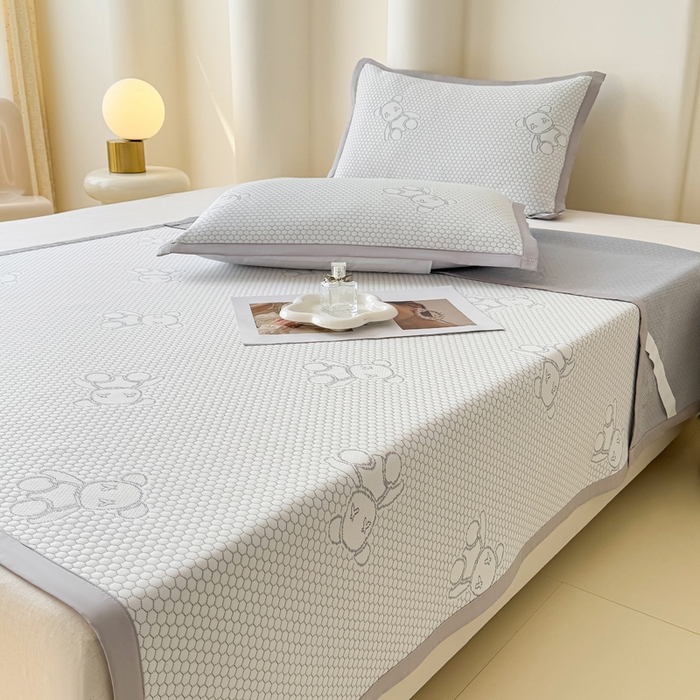 91家纺网 家纺一手货源 找家纺 小萌虎 2025新款冰豆豆凉席 凉席款 灰色