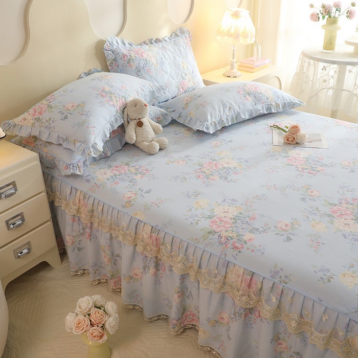 91家纺网 家纺一手货源 找家纺 美达家纺 2025新款全棉印花单床裙 栀夏海棠-蓝