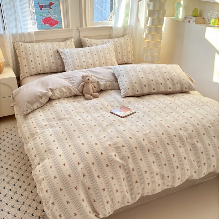 91家纺网 家纺一手货源 找家纺 清雅福 2025全棉13372小清新四件套和单被套早春系列第二批--四件套 北欧熊