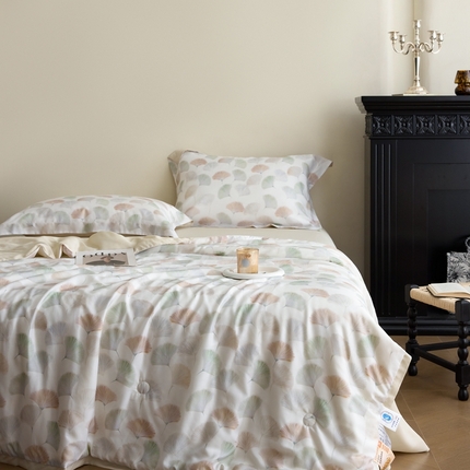 91家纺网 家纺一手货源 找家纺 黛舒家居 2025新款天丝印花夏被四件套 林间秘信