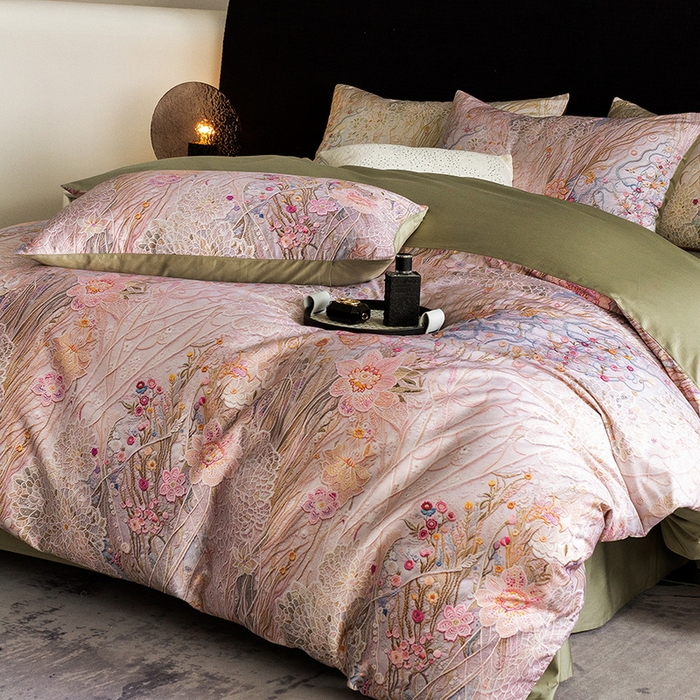 91家纺网 家纺一手货源 找家纺 立奥被业 2025新款60S数码印花四件套四件套 秘境绿