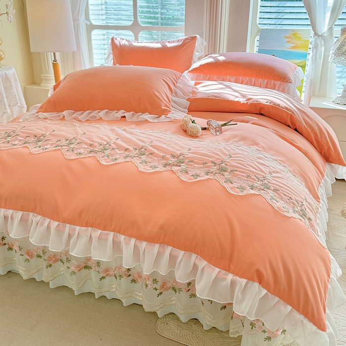 91家纺网 家纺一手货源 找家纺 大麦家纺 2025新款亲肤花边款床盖四件套  甜心小姐-落日橘