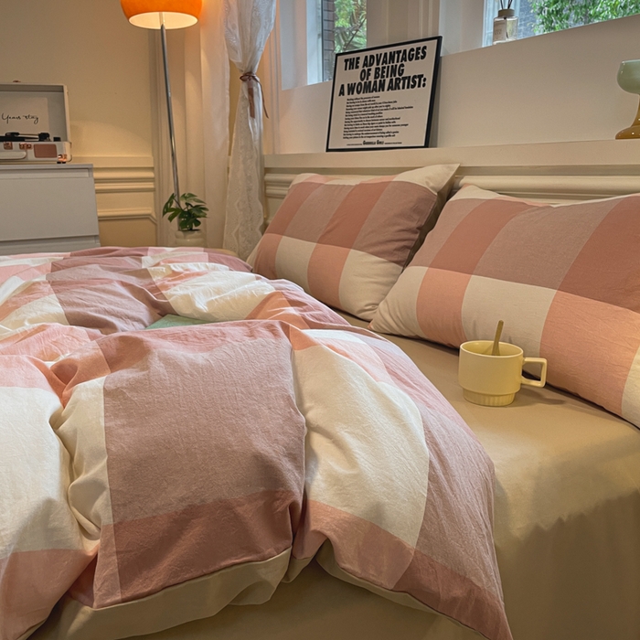 91家纺网 家纺一手货源 找家纺 盛秋家纺 2025新款水洗棉格子系列四件套 咖大格+奶茶