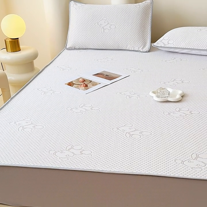 91家纺网 家纺一手货源 找家纺 小萌虎 2025新款冰豆豆凉席 床笠款 咖色