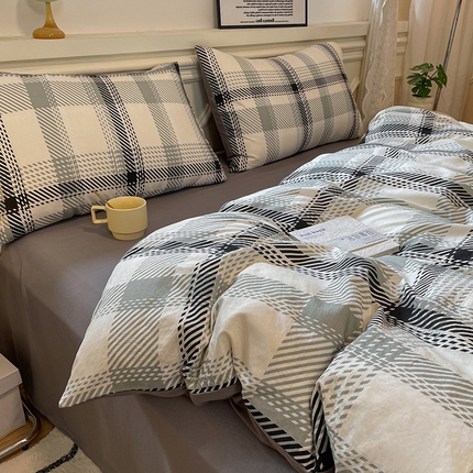 91家纺网 家纺一手货源 找家纺 （总）盛秋家纺 2025新款水洗棉格子条纹系列四件套【易安阁】