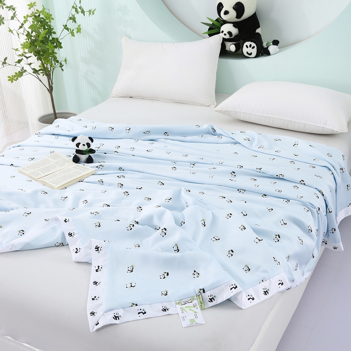 91家纺网 家纺一手货源 找家纺 薇玛仕 2025小熊猫系列-60支精梳长绒棉双拼角宽边双A类母婴级儿童蚕丝夏凉被空调被 小熊猫-兰