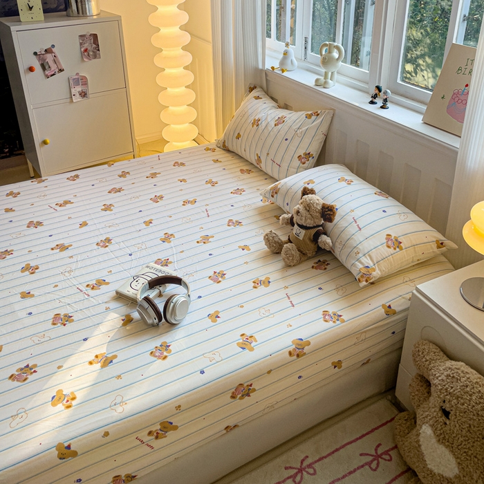 91家纺网 家纺一手货源 找家纺 仟人梦2025新款水洗棉印花床笠 心乐熊