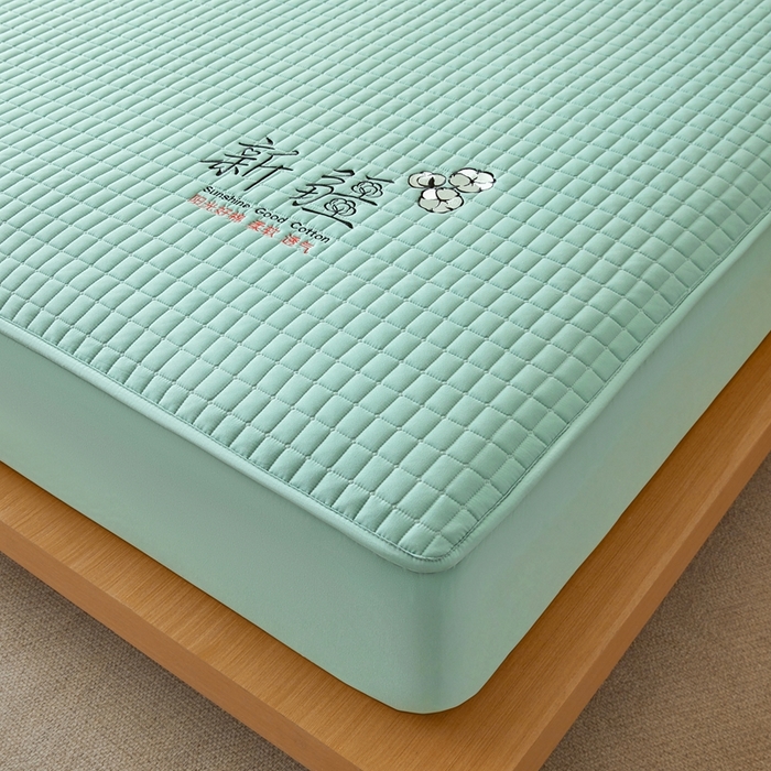 91家纺网 家纺一手货源 找家纺 锦眠床笠2025新款刺绣床笠新疆棉花填充-夹棉床笠 青春绿