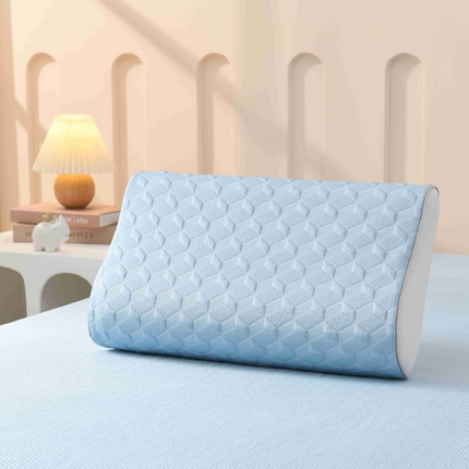 91家纺网 家纺一手货源 找家纺 小猫派 2025新款夏季儿童乳胶枕套凉感豆豆乳胶枕套 单枕套–菱形蓝