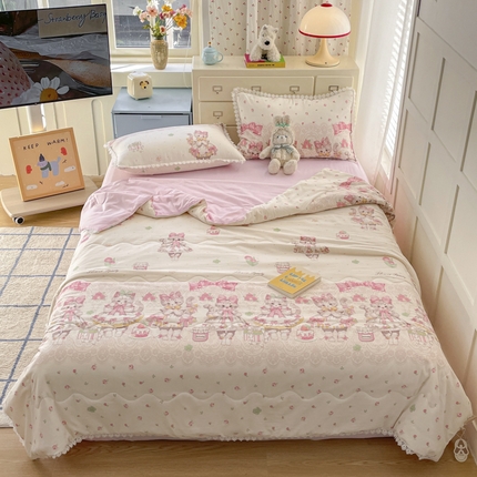 91家纺网 家纺一手货源 找家纺 老帅的工厂店 2025新款A类印花洛丽塔夏被（提供买家秀） 蝴蝶结猫