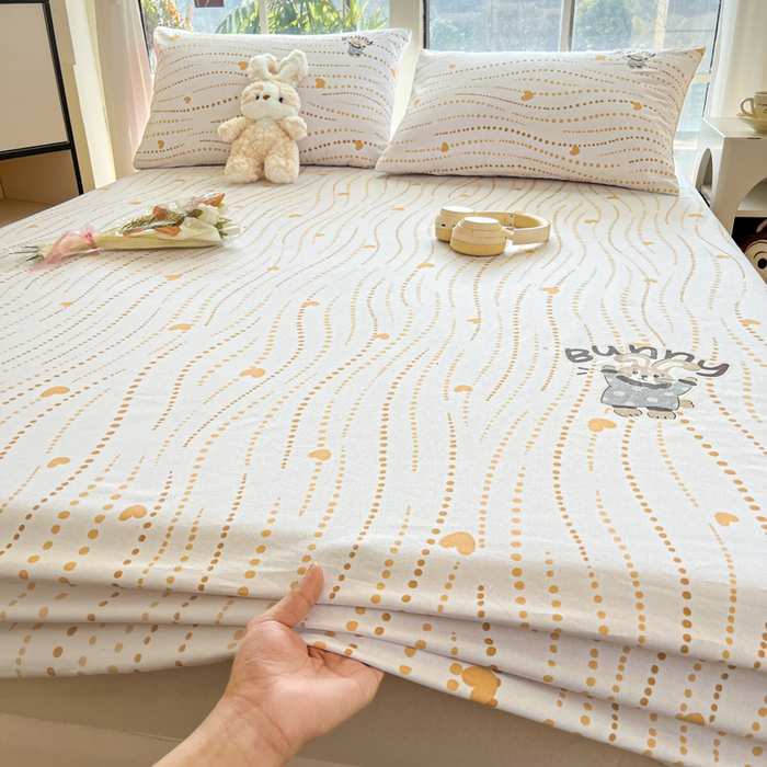 91家纺网 家纺一手货源 找家纺 博雅 2025新款全棉老粗布烫画床笠系列 心动-Bunny兔