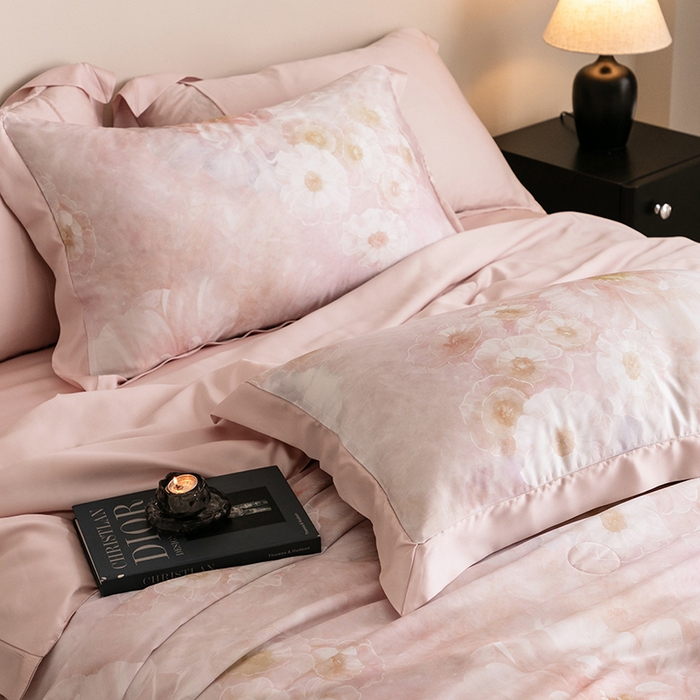 91家纺网 家纺一手货源 找家纺 立奥被业 2025年新款100%莱赛尔夏被莱赛尔夏被四件套天丝夏凉被 天仙子-粉