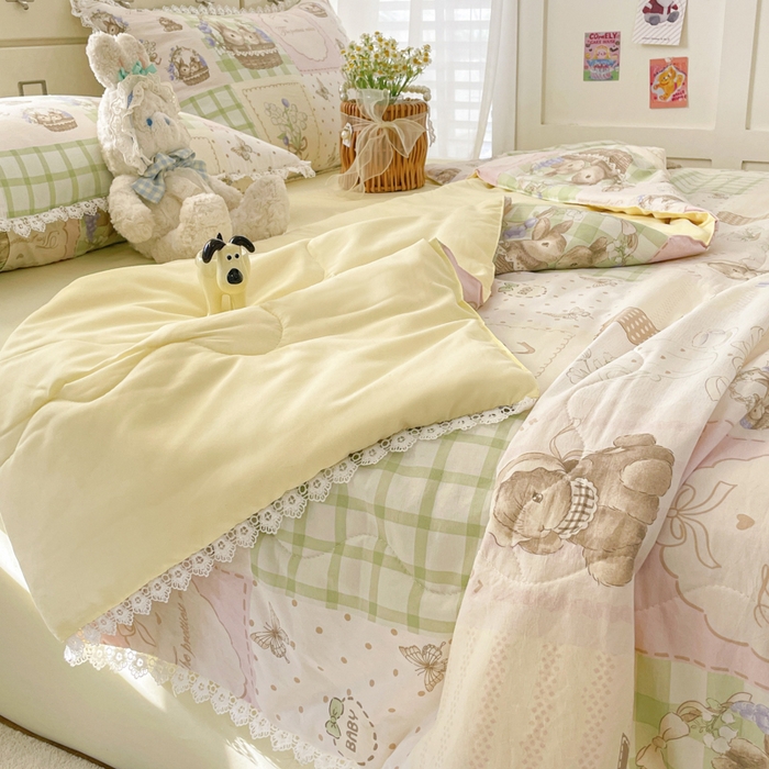 91家纺网 家纺一手货源 找家纺 老帅的工厂店 2025新款A类印花洛丽塔夏被（提供买家秀） 花篮兔