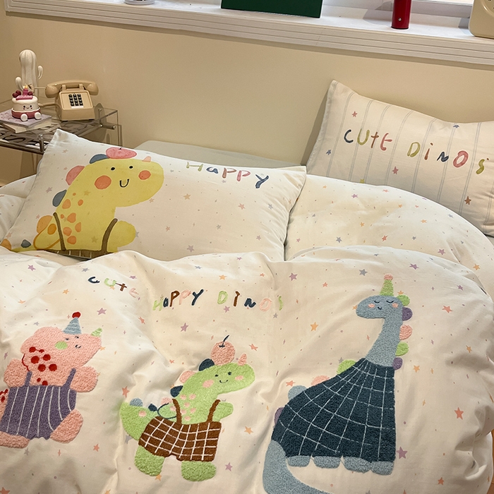 91家纺网 家纺一手货源 找家纺 蓝邻家纺 2025年新款全棉双层纱毛巾绣四件套系列 奇幻王国