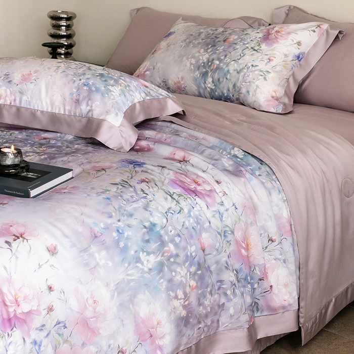 91家纺网 家纺一手货源 找家纺 立奥被业 2025年新款100%莱赛尔夏被莱赛尔夏被四件套天丝夏凉被 虞美人-紫