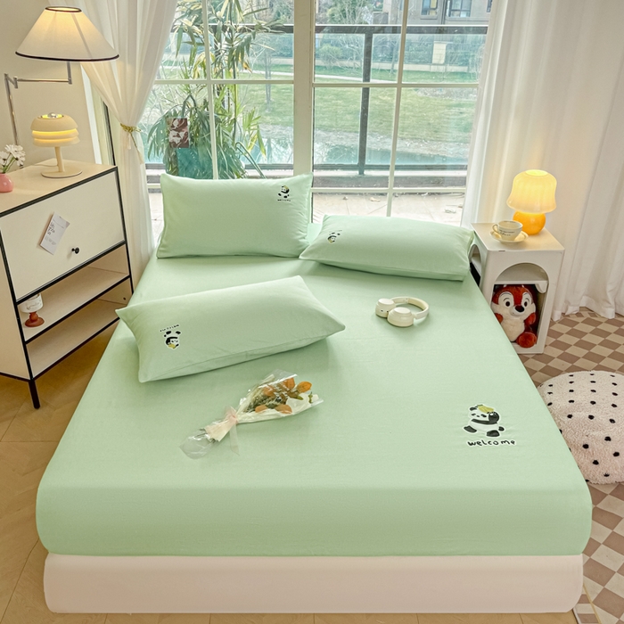 91家纺网 家纺一手货源 找家纺 博雅 2025新款全棉老粗布烫画床笠系列 绿色-香蕉熊猫