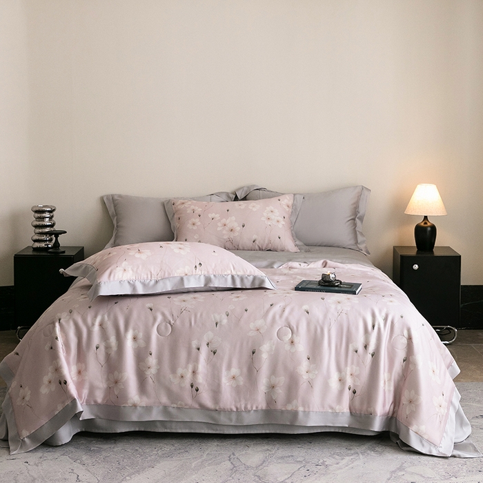 91家纺网 家纺一手货源 找家纺 立奥被业 2025年新款100%莱赛尔夏被莱赛尔夏被四件套天丝夏凉被 沁语-粉