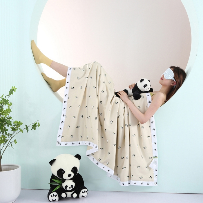 91家纺网 家纺一手货源 找家纺 薇玛仕 2025小熊猫系列-60支精梳长绒棉双拼角宽边双A类母婴级儿童蚕丝夏凉被空调被 小熊猫-金