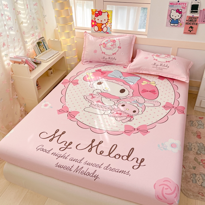 91家纺网 家纺一手货源 找家纺 博雅 2025新款三丽鸥全棉大版床笠-第二批 小花美乐蒂