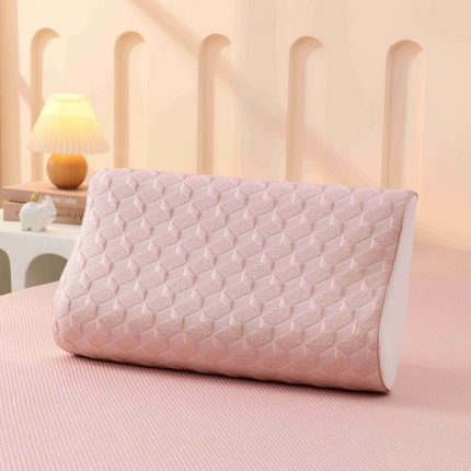 91家纺网 家纺一手货源 找家纺 小猫派 2025新款夏季儿童乳胶枕套凉感豆豆乳胶枕套 单枕套–菱形粉