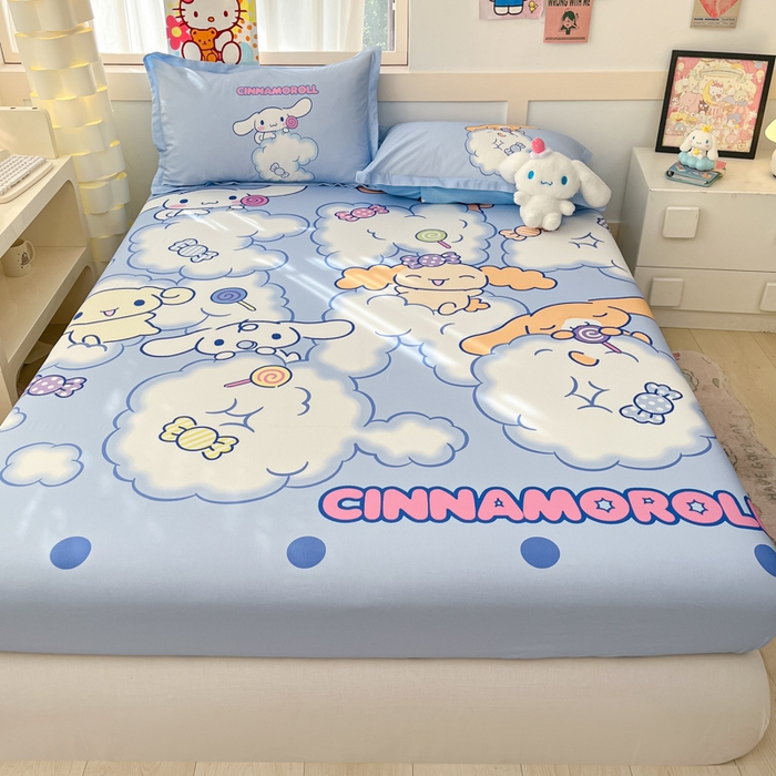 91家纺网 家纺一手货源 找家纺 博雅 2025新款三丽鸥全棉大版床笠-第二批 棉花糖玉桂狗