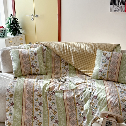 91家纺网 家纺一手货源 找家纺 （总）多米家居 2025新款全棉口袋印花抱枕被