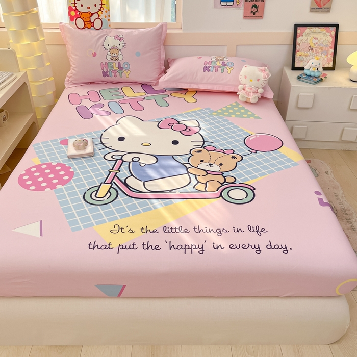 91家纺网 家纺一手货源 找家纺 博雅 2025新款三丽鸥全棉大版床笠-第二批 滑板KT猫