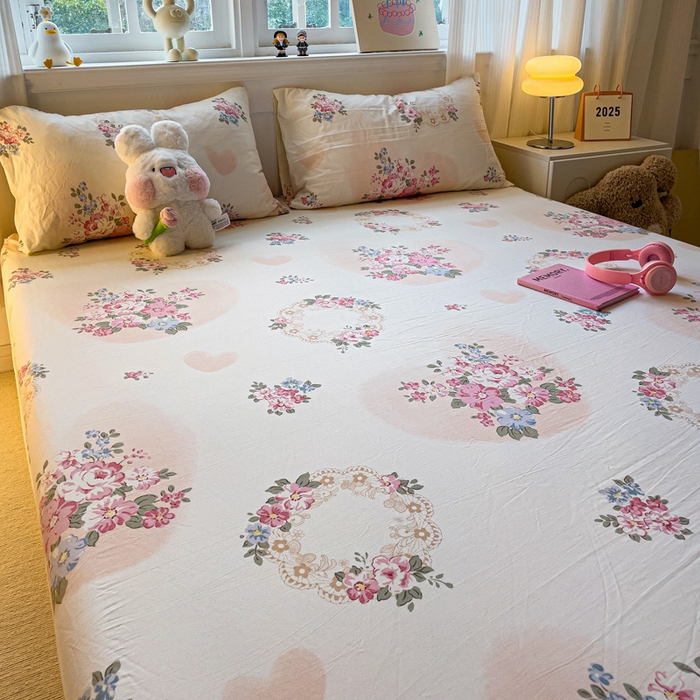 91家纺网 家纺一手货源 找家纺 仟人梦2025新款水洗棉印花床笠 悦夏花季