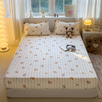 91家纺网 家纺一手货源 找家纺 仟人梦2025新款水洗棉印花床笠 心乐熊