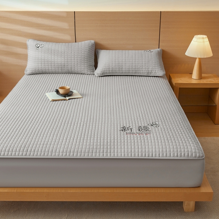 91家纺网 家纺一手货源 找家纺 锦眠床笠2025新款刺绣床笠新疆棉花填充-夹棉床笠 星辰灰