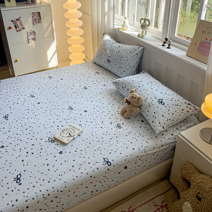 91家纺网 家纺一手货源 找家纺 仟人梦2025新款水洗棉印花床笠 艺术之名-兰