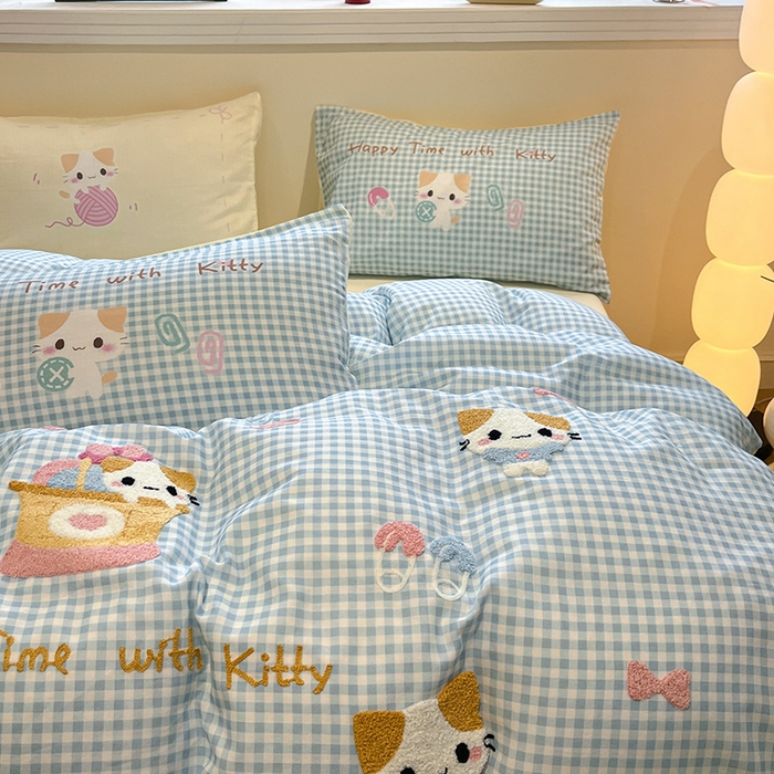 91家纺网 家纺一手货源 找家纺 蓝邻家纺 2025年新款全棉双层纱毛巾绣四件套系列 喵趣时光