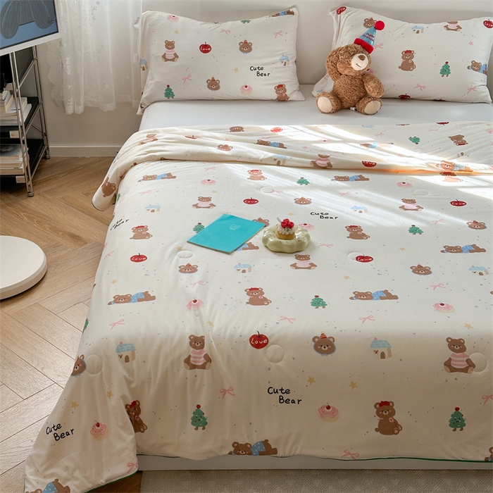 91家纺网 家纺一手货源 找家纺 暖生活2025新款牛奶针织小清新卡通大豆夏被 被子被芯 苹果小熊