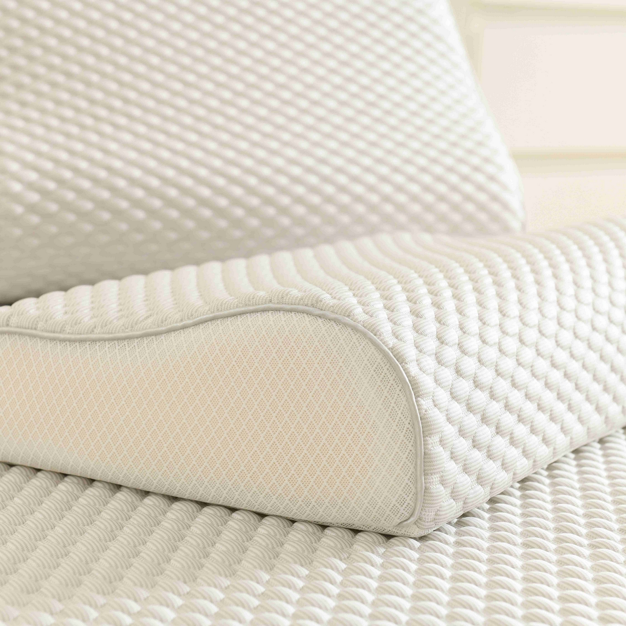 91家纺网 家纺一手货源 找家纺 小猫派 2025新款夏季冰丝凉感豆豆乳胶枕套清凉儿童记忆枕芯套 单枕套–纯灰