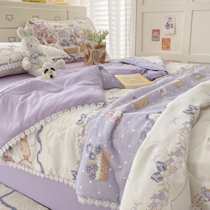 91家纺网 家纺一手货源 找家纺 老帅的工厂店 2025新款A类印花洛丽塔夏被（提供买家秀） 小狗茶话会