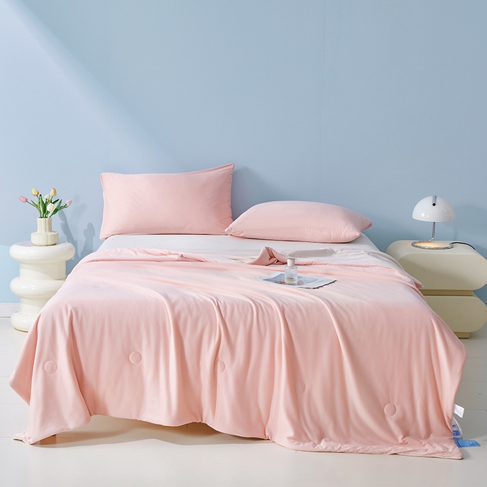 91家纺网 家纺一手货源 找家纺 （总）梦恬佳 2025新款高克重A类双拼凉感丝针织棉夏凉被