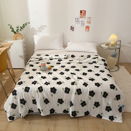 91家纺网 家纺一手货源 找家纺 （总）薇玛仕 2025新款印花凉感丝夏凉被空调被带氨自带凉感夏被