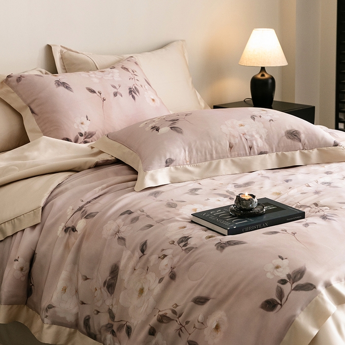 91家纺网 家纺一手货源 找家纺 立奥被业 2025年新款100%莱赛尔夏被莱赛尔夏被四件套天丝夏凉被 木兰花-粉