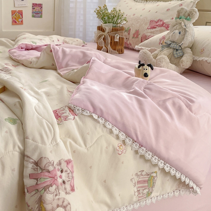 91家纺网 家纺一手货源 找家纺 （总）老帅的工厂店 2025新款A类印花洛丽塔夏被（提供买家秀）