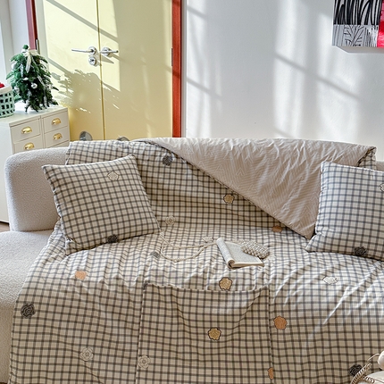 多米家居 2025新款全棉口袋印花抱枕被 茶花物语