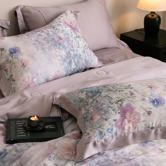 91家纺网 家纺一手货源 找家纺 立奥被业 2025年新款100%莱赛尔夏被莱赛尔夏被四件套天丝夏凉被 虞美人-紫