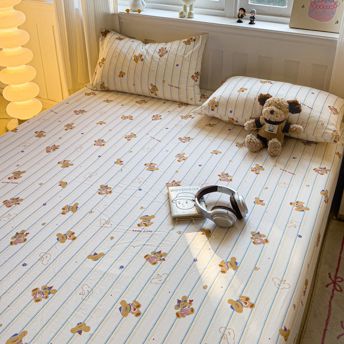 91家纺网 家纺一手货源 找家纺 仟人梦2025新款水洗棉印花床笠 心乐熊