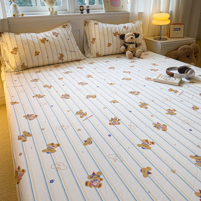 91家纺网 家纺一手货源 找家纺 仟人梦2025新款水洗棉印花床笠 心乐熊