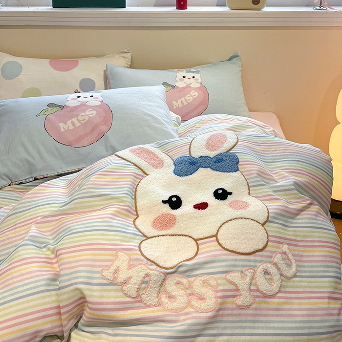 91家纺网 家纺一手货源 找家纺 （总）蓝邻家纺 2025年新款全棉双层纱毛巾绣四件套系列