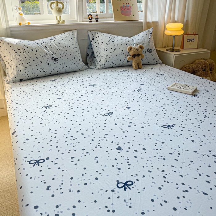 91家纺网 家纺一手货源 找家纺 仟人梦2025新款水洗棉印花床笠 艺术之名-兰