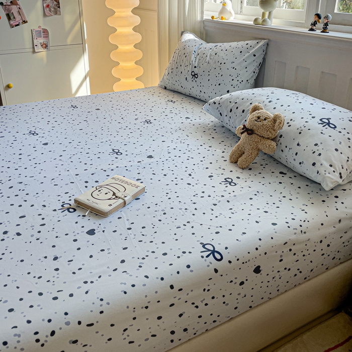 91家纺网 家纺一手货源 找家纺 仟人梦2025新款水洗棉印花床笠 艺术之名-兰