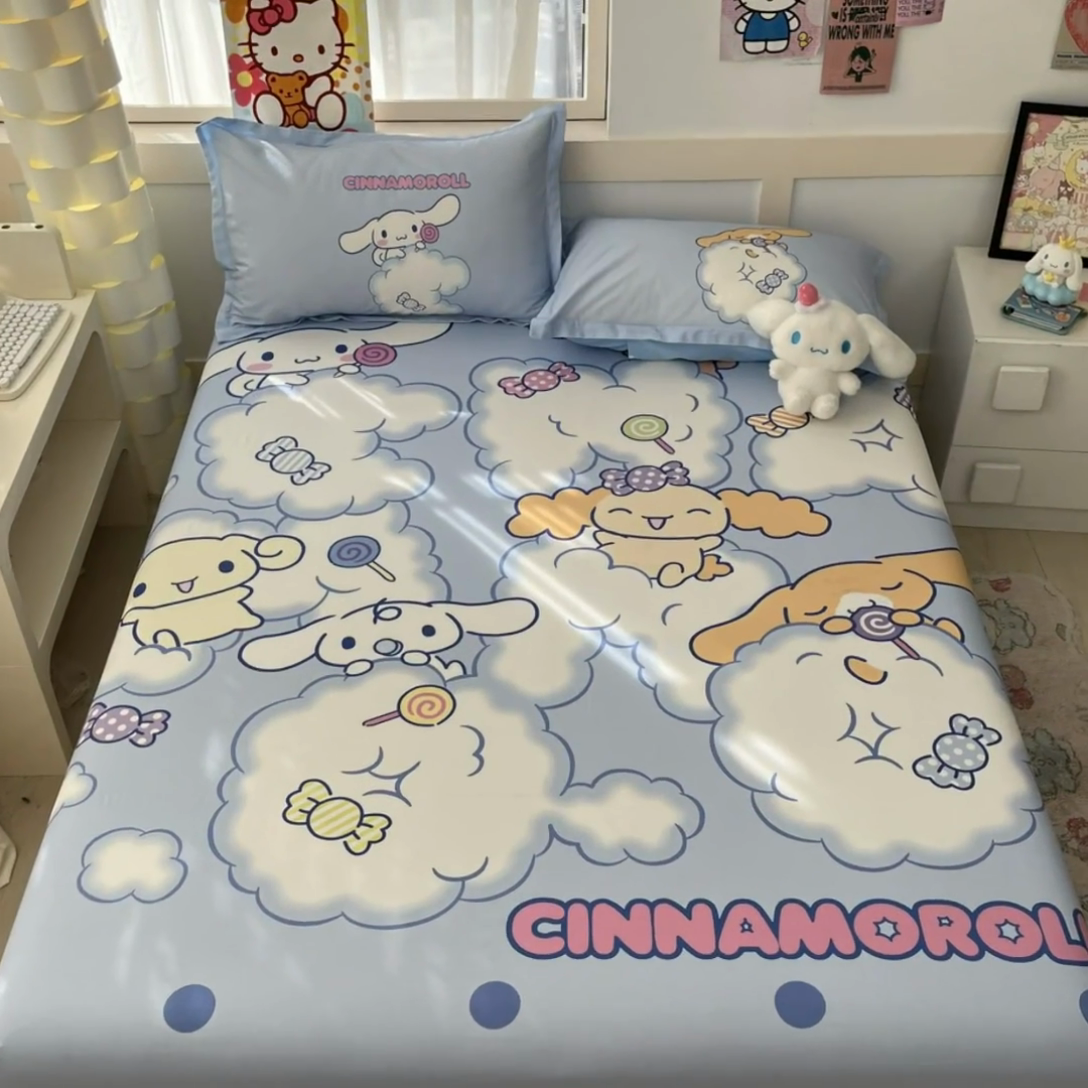 91家纺网 家纺一手货源 找家纺 博雅 2025新款三丽鸥全棉大版床笠-第二批 棉花糖玉桂狗