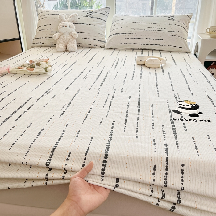 91家纺网 家纺一手货源 找家纺 博雅 2025新款全棉老粗布烫画床笠系列 纹理-香蕉熊猫