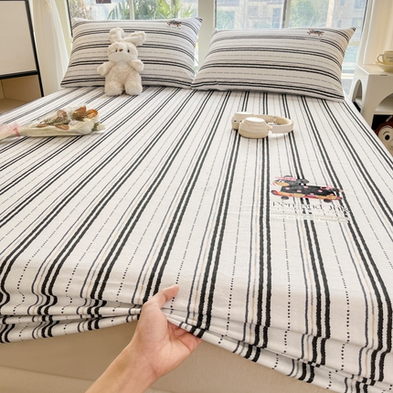 91家纺网 家纺一手货源 找家纺 博雅 2025新款全棉老粗布烫画床笠系列 条纹-波点狗